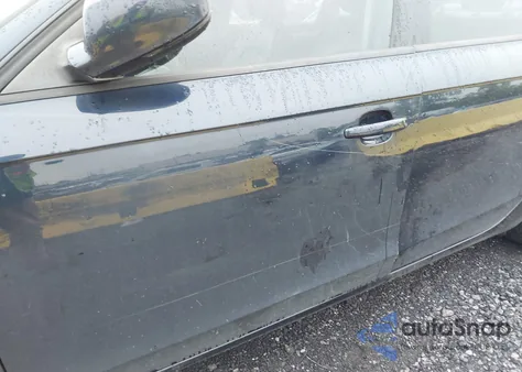 2010 Audi A4 2.0T Premium z USA, uszkodzony, nr VIN WAUBFAFL0AN027084